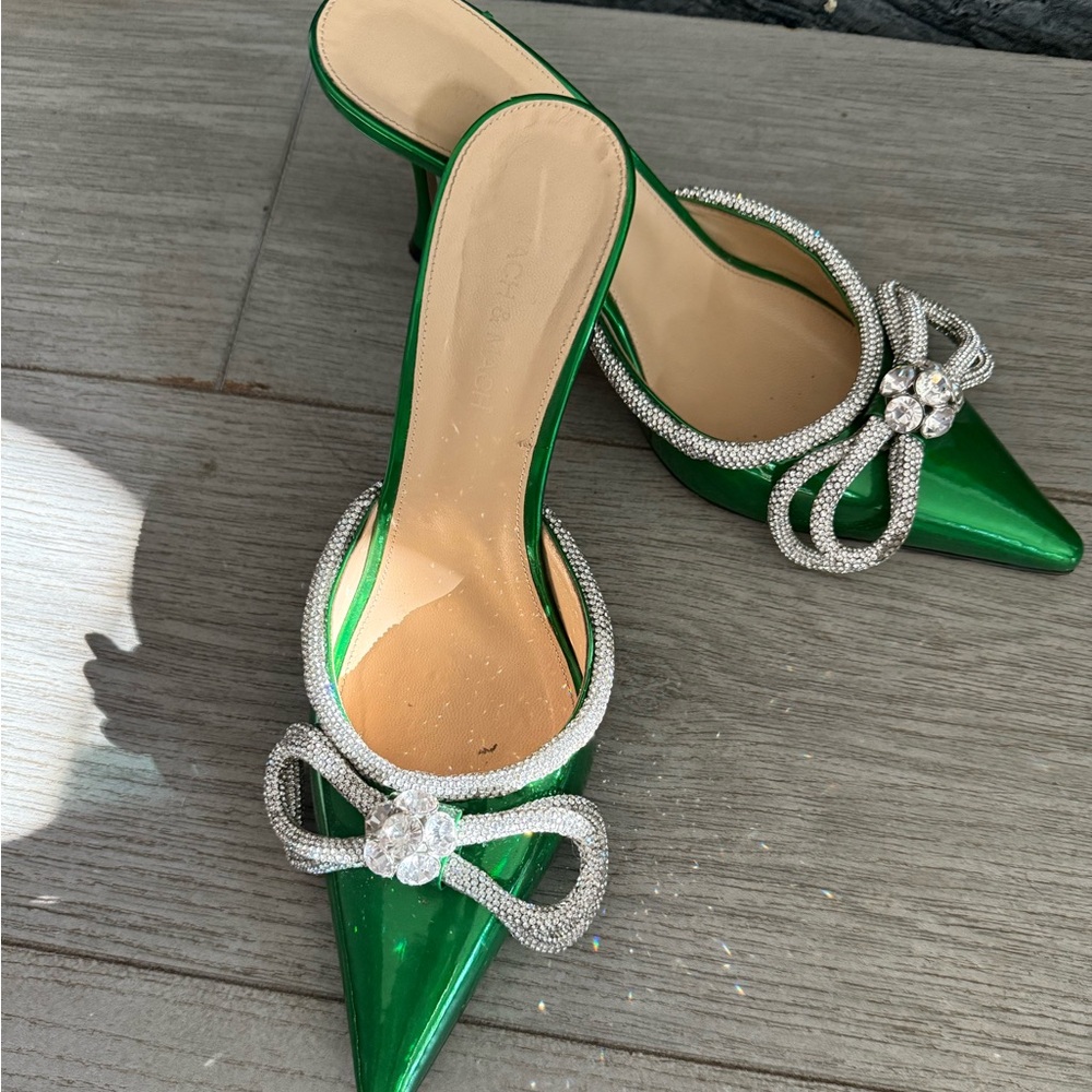 Mach and Mach holographic green heels!!